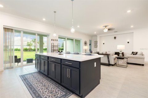 House in Sarasota, Florida 4 bedrooms, 283.44 sq.m. № 1894630 - photo 7