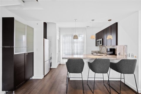 Adosado en venta en Miami Beach, Florida, 2 dormitorios, 104.79 m2 № 1645987 - foto 11