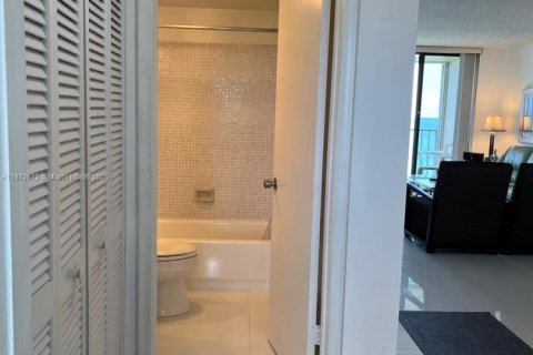 Condominio en venta en St. Lucie, Florida, 2 dormitorios, 97.83 m2 № 1978517 - foto 15