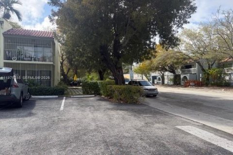 Condo in Miami, Florida, 2 bedrooms  № 2040567