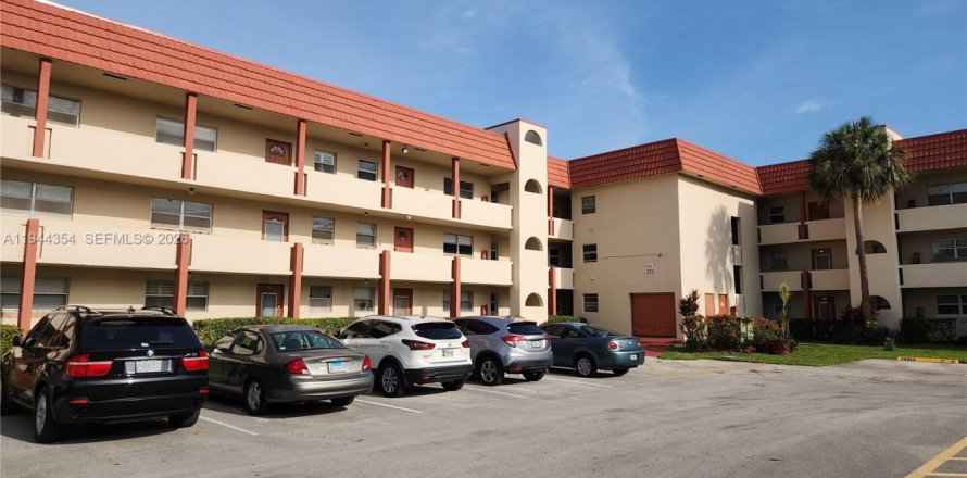 Condo in Sunrise, Florida, 1 bedroom  № 2001574