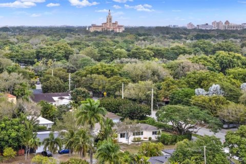 Villa ou maison à vendre à Miami, Floride: 4 chambres, 201.97 m2 № 1695805 - photo 9