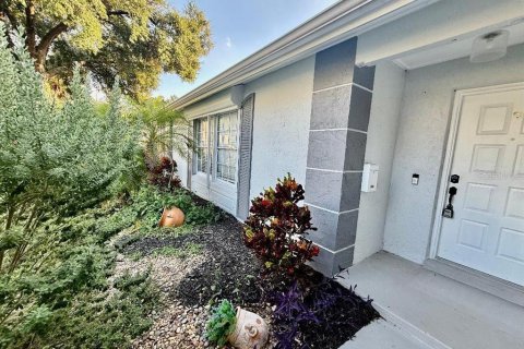 Villa ou maison à vendre à Kissimmee, Floride: 3 chambres, 154.4 m2 № 2228008 - photo 4