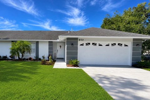Villa ou maison à vendre à Kissimmee, Floride: 3 chambres, 154.4 m2 № 2228008 - photo 2