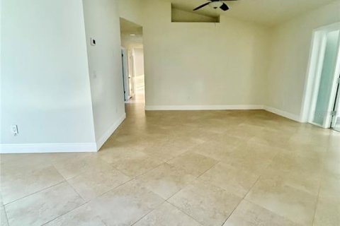 Villa ou maison à vendre à Kissimmee, Floride: 3 chambres, 154.4 m2 № 2228008 - photo 13