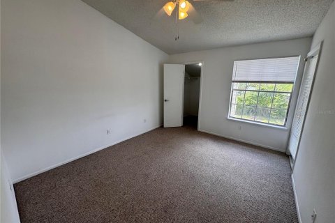 Condo in Orlando, Florida, 2 bedrooms  № 2379006 - photo 9
