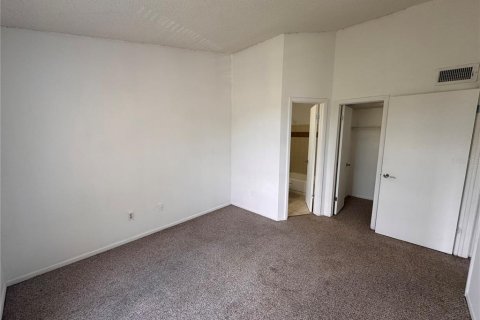 Condo in Orlando, Florida, 2 bedrooms  № 2379006 - photo 7
