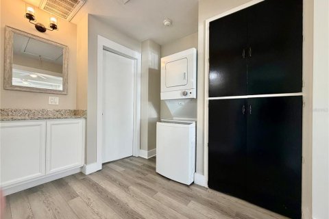 Apartamento en alquiler en Winter Haven, Florida, 1 dormitorio, 47.1 m2 № 2094609 - foto 4