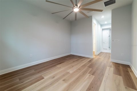 Townhouse in Indian Harbour Beach, Florida 3 bedrooms, 203.73 sq.m. № 2215899 - photo 26