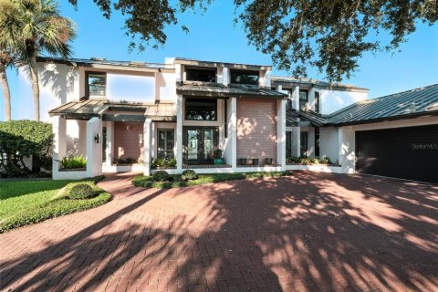 House in New Smyrna Beach, Florida 4 bedrooms, 302.03 sq.m. № 2396264 - photo 3