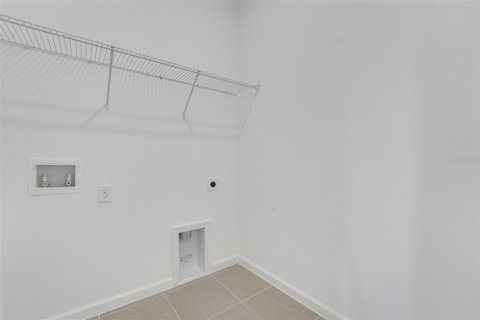 House in Lake Wales, Florida 3 bedrooms, 130.71 sq.m. № 1631459 - photo 20