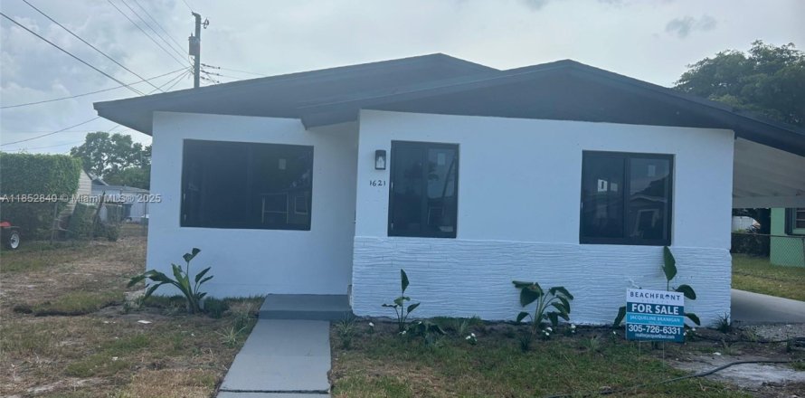 House in Fort Lauderdale, Florida 3 bedrooms, 96.62 sq.m. № 1875664