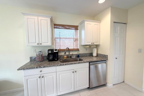 Copropriété à vendre à Port St. Lucie, Floride: 2 chambres, 176.14 m2 № 2186820 - photo 15