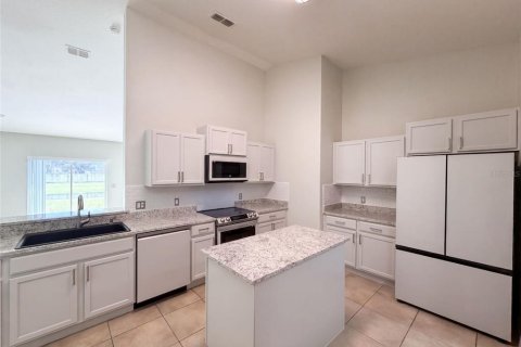 Villa ou maison à vendre à Kissimmee, Floride: 4 chambres, 202.9 m2 № 2354883 - photo 2