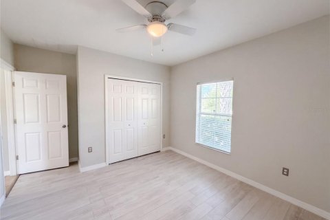 Villa ou maison à vendre à Kissimmee, Floride: 4 chambres, 202.9 m2 № 2354883 - photo 18