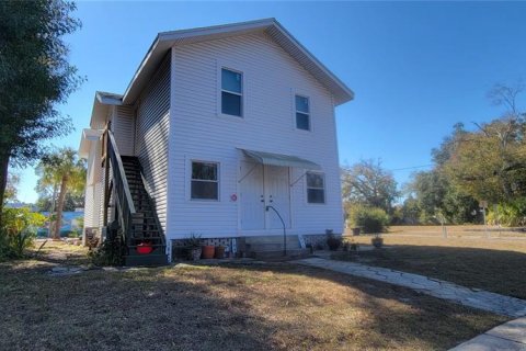 Propiedad comercial en venta en Saint Petersburg, Florida, 6 dormitorios, 243.59 m2 № 2111725 - foto 2