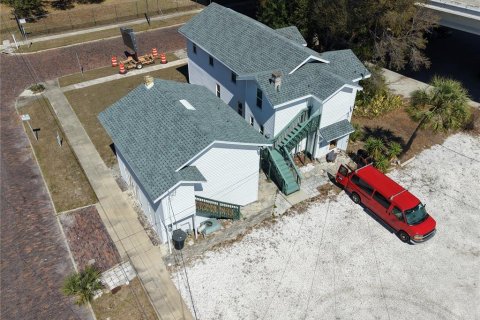 Propiedad comercial en venta en Saint Petersburg, Florida, 6 dormitorios, 243.59 m2 № 2111725 - foto 26