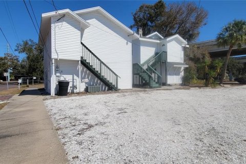 Propiedad comercial en venta en Saint Petersburg, Florida, 6 dormitorios, 243.59 m2 № 2111725 - foto 5