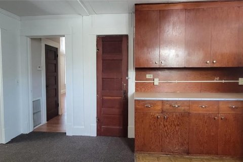 Propiedad comercial en venta en Saint Petersburg, Florida, 6 dormitorios, 243.59 m2 № 2111725 - foto 30