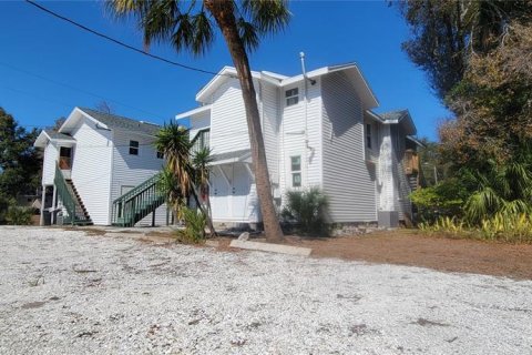 Propiedad comercial en venta en Saint Petersburg, Florida, 6 dormitorios, 243.59 m2 № 2111725 - foto 7