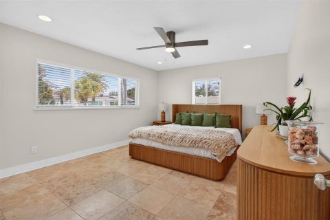 Villa ou maison à vendre à Saint Pete Beach, Floride: 2 chambres, 101.26 m2 № 2166860 - photo 4