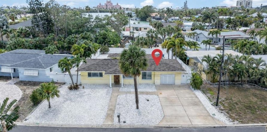Villa ou maison à Saint Pete Beach, Floride 2 chambres, 101.26 m2 № 2166860