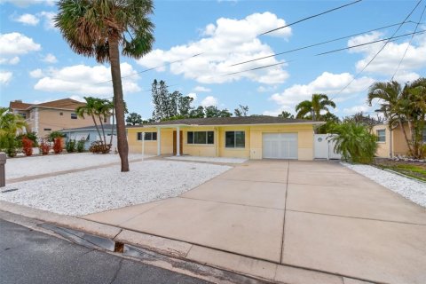 Villa ou maison à vendre à Saint Pete Beach, Floride: 2 chambres, 101.26 m2 № 2166860 - photo 22