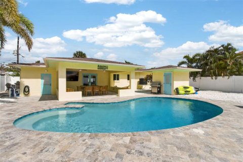 Villa ou maison à vendre à Saint Pete Beach, Floride: 2 chambres, 101.26 m2 № 2166860 - photo 20