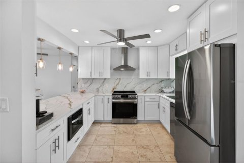 Villa ou maison à vendre à Saint Pete Beach, Floride: 2 chambres, 101.26 m2 № 2166860 - photo 3