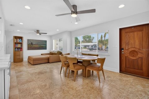 Villa ou maison à vendre à Saint Pete Beach, Floride: 2 chambres, 101.26 m2 № 2166860 - photo 27