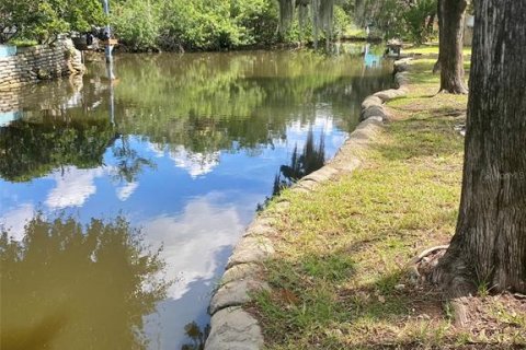 Villa ou maison à vendre à Crystal River, Floride: 2 chambres, 83.24 m2 № 1910351 - photo 5