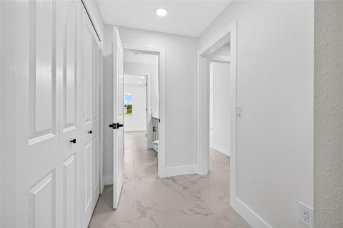 Villa ou maison à vendre à Port Charlotte, Floride: 4 chambres, 177.81 m2 № 2351612 - photo 26