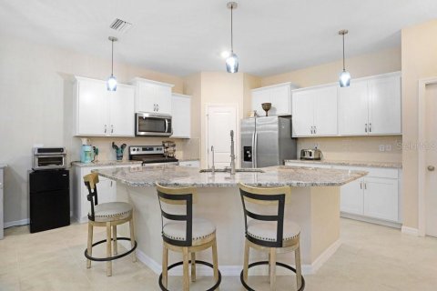 Casa en venta en San Antonio, Florida, 3 dormitorios, 147.44 m2 № 1884945 - foto 6