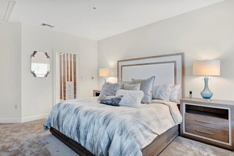 Touwnhouse à vendre à Orlando, Floride: 3 chambres, 239.32 m2 № 2133572 - photo 2