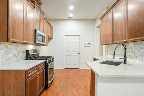 Touwnhouse à vendre à Orlando, Floride: 3 chambres, 239.32 m2 № 2133572 - photo 16