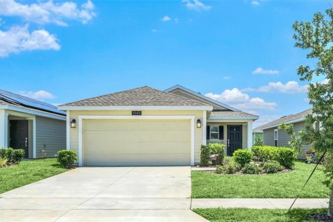 House in Kissimmee, Florida 3 bedrooms, 117.06 sq.m. № 1767799 - photo 1