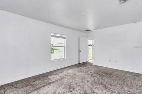 House in Kissimmee, Florida 3 bedrooms, 117.06 sq.m. № 1767799 - photo 14