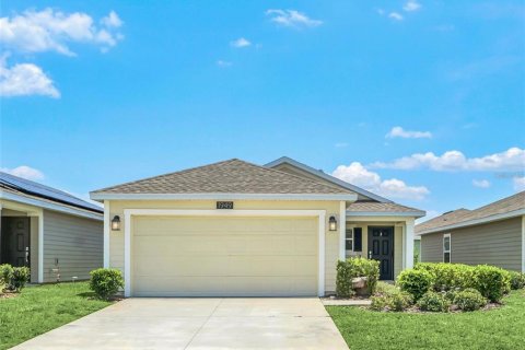 House in Kissimmee, Florida 3 bedrooms, 117.06 sq.m. № 1767799 - photo 2