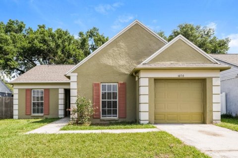 Villa ou maison à Brandon, Floride 3 chambres, 115.57 m2 № 2157265