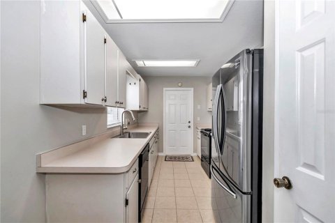 House in Ocala, Florida 3 bedrooms, 111.11 sq.m. № 1679848 - photo 7