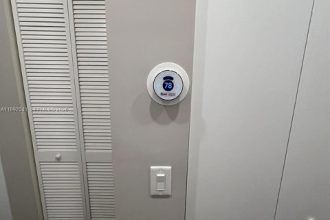 Adosado en alquiler en Doral, Florida, 3 dormitorios, 151.24 m2 № 2055354 - foto 19