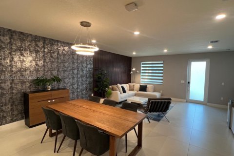 Adosado en alquiler en Doral, Florida, 3 dormitorios, 151.24 m2 № 2055354 - foto 10