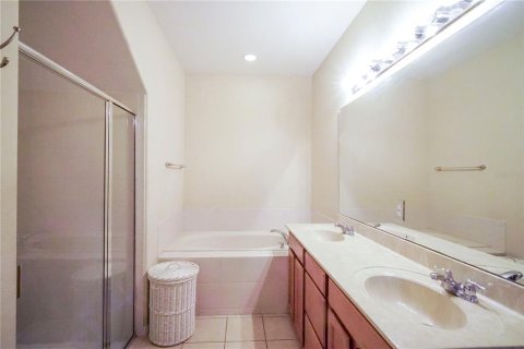 Adosado en venta en Orlando, Florida, 3 dormitorios, 164.16 m2 № 2202154 - foto 19