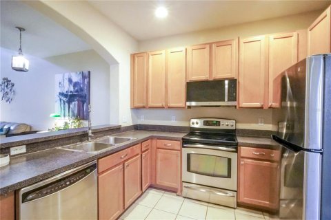 Adosado en venta en Orlando, Florida, 3 dormitorios, 164.16 m2 № 2202154 - foto 10