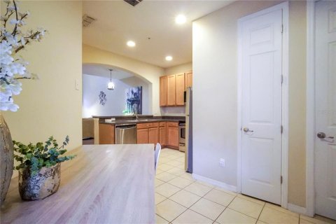 Adosado en venta en Orlando, Florida, 3 dormitorios, 164.16 m2 № 2202154 - foto 13