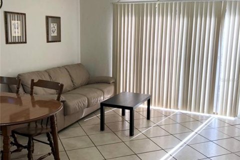 Condominio en venta en Gainesville, Florida, 3 dormitorios, 102.75 m2 № 1901427 - foto 7