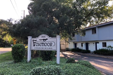 Condominio en venta en Gainesville, Florida, 3 dormitorios, 102.75 m2 № 1901427 - foto 1