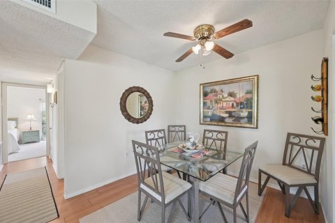 Condo in Sarasota, Florida, 2 bedrooms  № 1772819 - photo 7