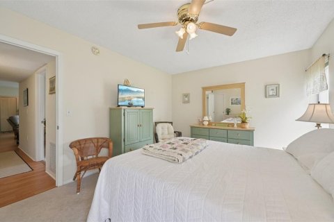 Condo in Sarasota, Florida, 2 bedrooms  № 1772819 - photo 16