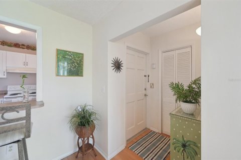 Condo in Sarasota, Florida, 2 bedrooms  № 1772819 - photo 2
